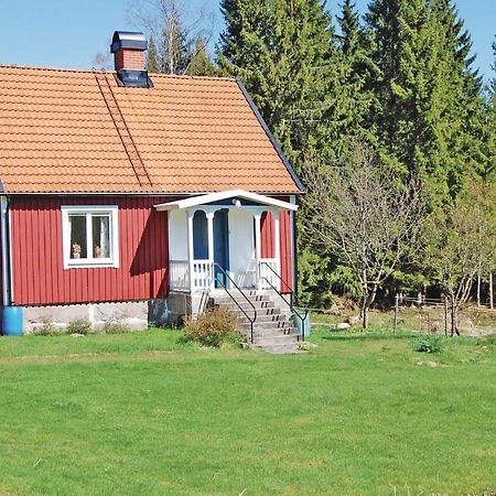 3 Bedroom Amazing Home In Lnsboda Falsehult 외부 사진