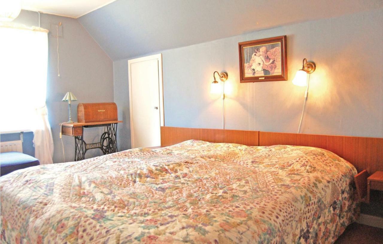 3 Bedroom Amazing Home In Lnsboda Falsehult 외부 사진