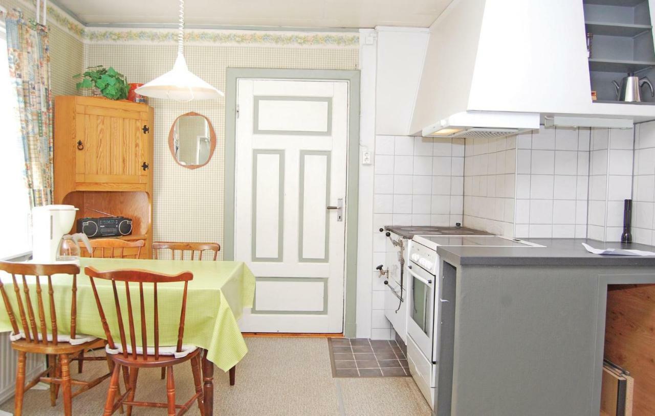 3 Bedroom Amazing Home In Lnsboda Falsehult 외부 사진